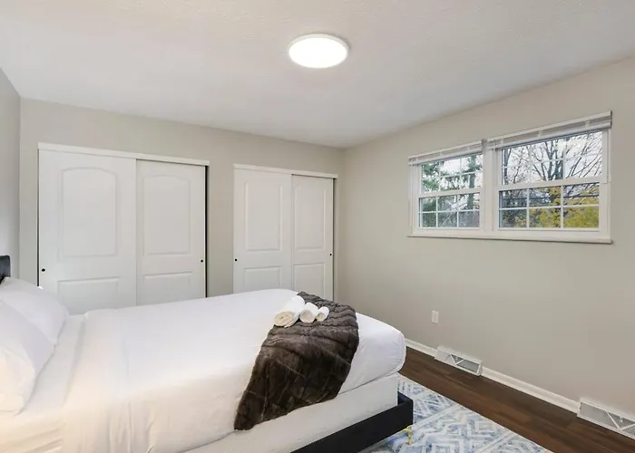 Spacious 4br Near Botanical Gardens