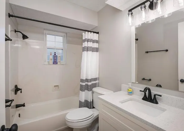 Spacious 4br Near Botanical Gardens *