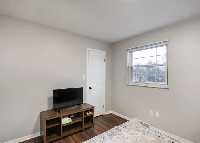 Spacious 4br Near Botanical Gardens Columbus