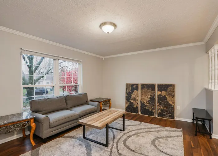 Villa Spacious 4br Near Botanical Gardens *