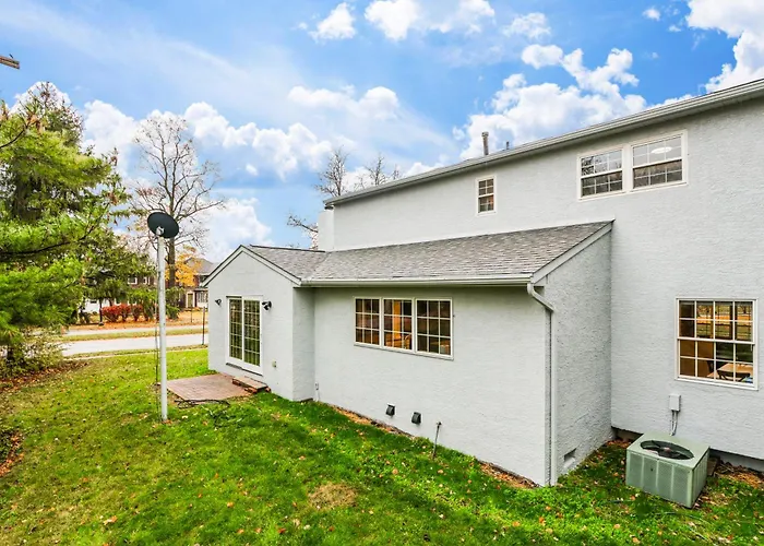 Villa Spacious 4br Near Botanical Gardens *